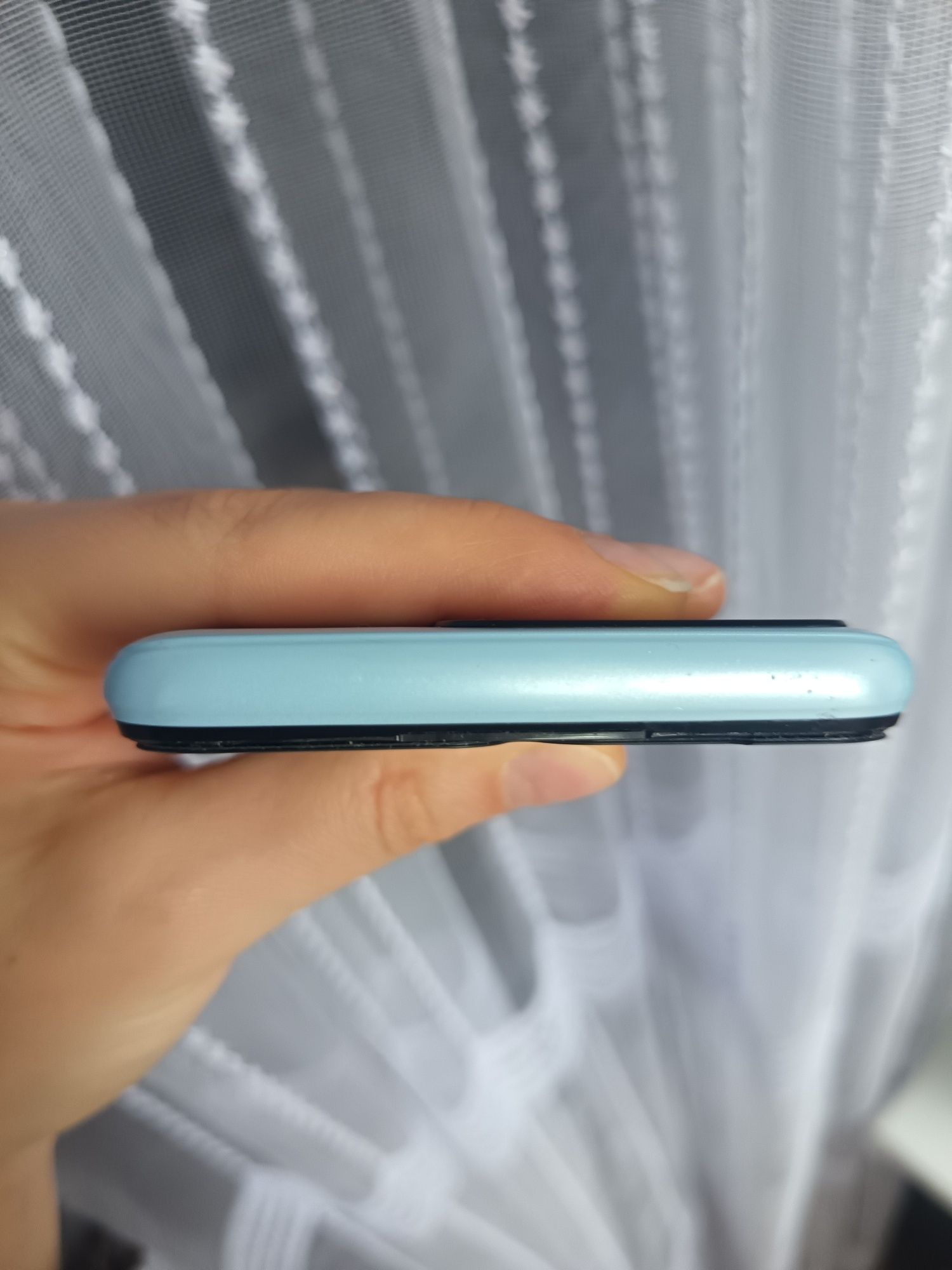 Мобильный телефон Realme Narzo 50A 4/128GB Blue
В наличии