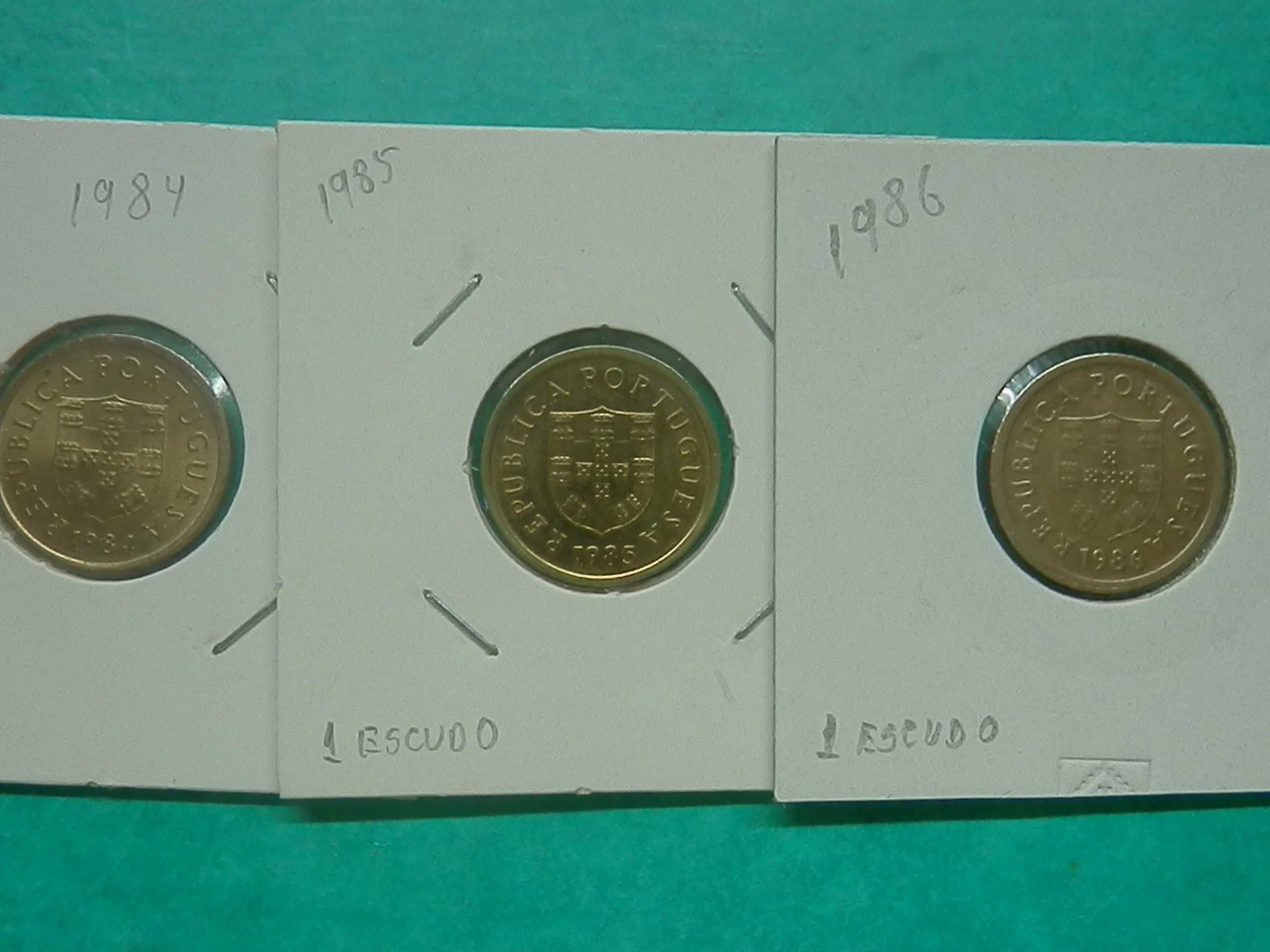 1052 - República: série 1 escudo 1981 a 1986 latão, por 2,50