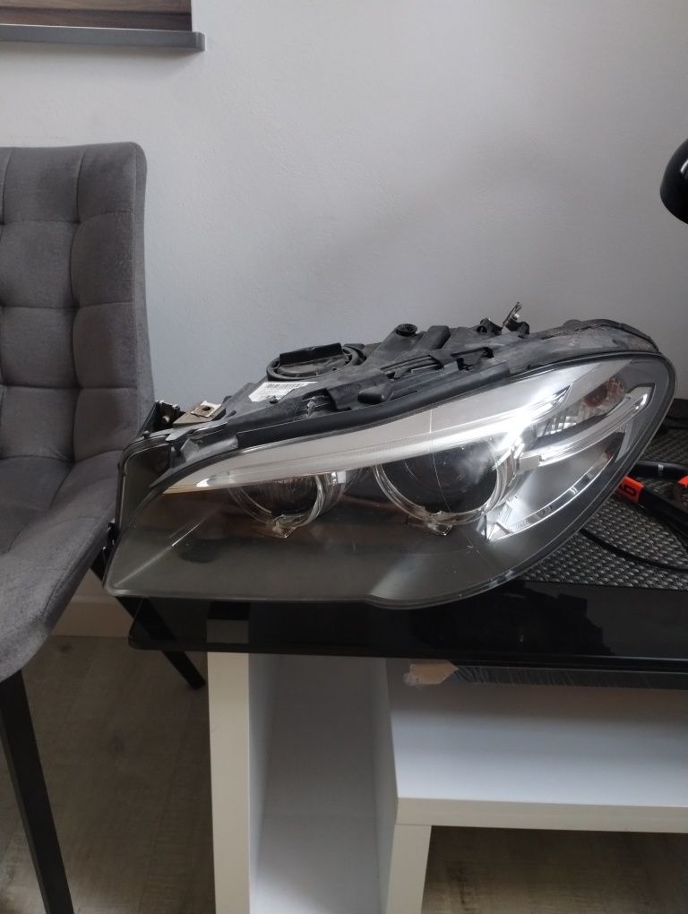 BMW F10 F11 LIFT lampa skrętna bixenon reflektor