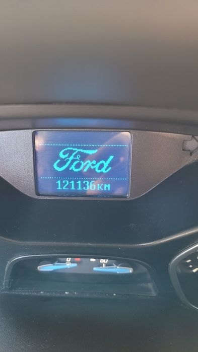 Продам Ford Focus 1.6 автомат. 2012г