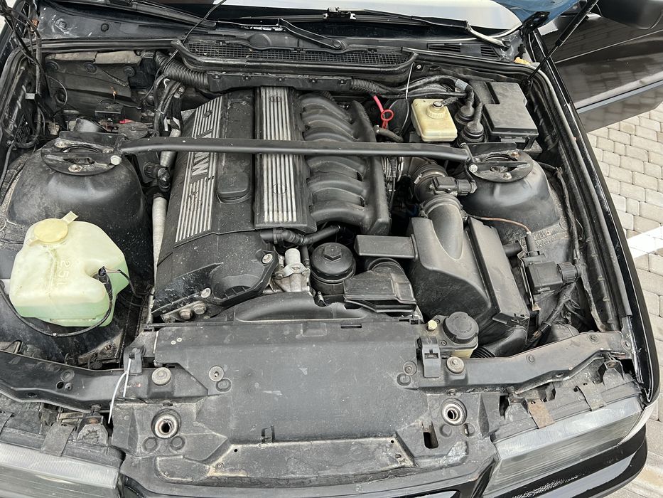 Продам Bmw e36 m52b25