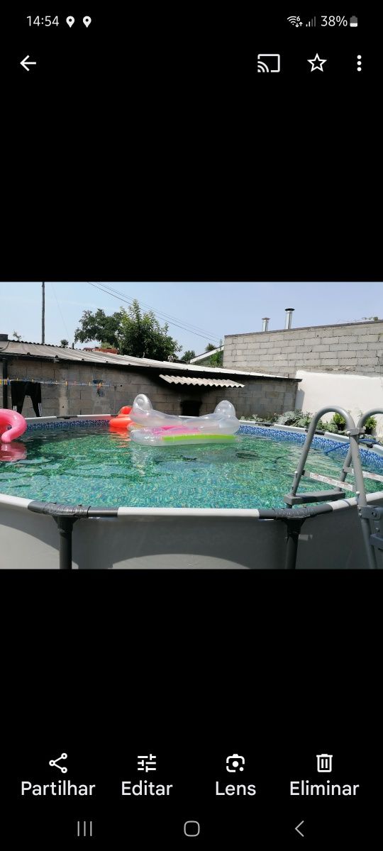 Piscina como nova