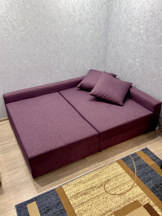 Продам красивий диван+матрац