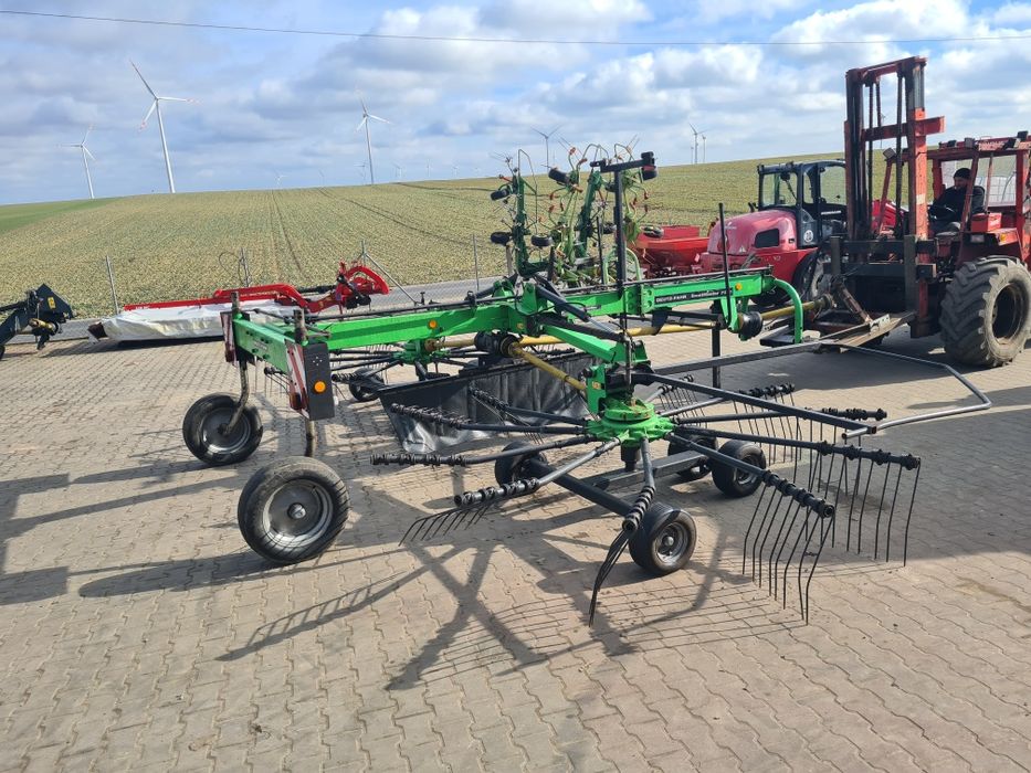 Zgrabiarka dwukaruzelowa Deutz Fahr swat master 7041 vicon kverneland