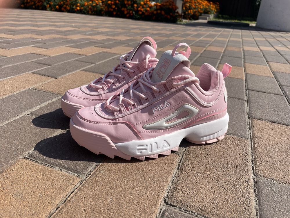 Жіночі кросівки fila disruptor