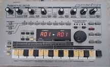 Roland MC-303 Sequencer arranger, Muito bom