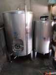 Cuba de inox de 1000 e de 500 litros para vinho.