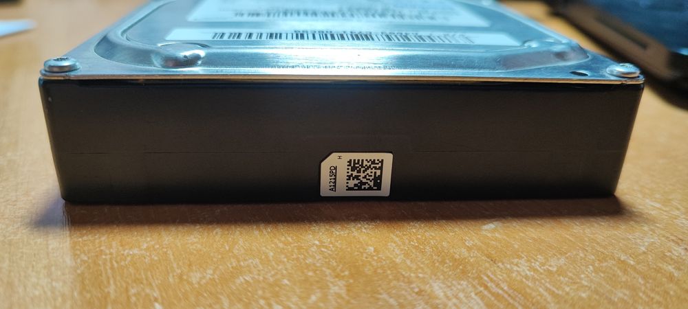 Жорсткий диск Sata 3.5  на 1 Тб