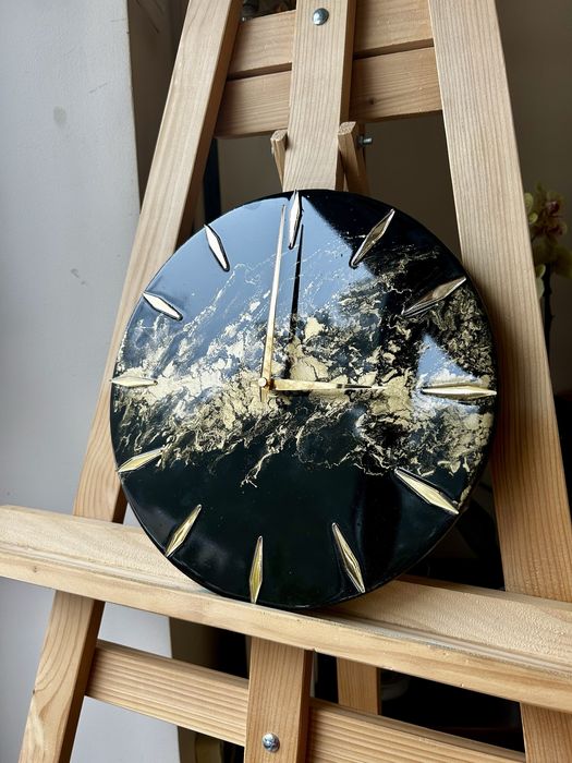 Zegar z żywicy epoksydowej z kamieniami naturalnymi, cichy mechanizm