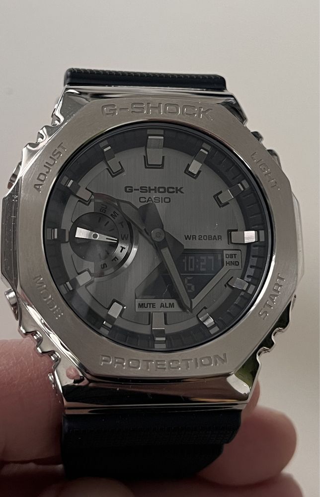 Casio G Shock - GM 2100-1AER