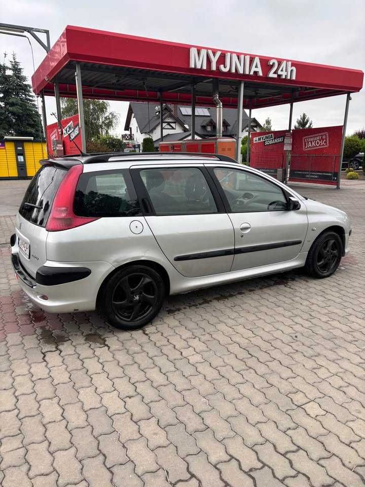Peugeot 206 1.6 benzyna