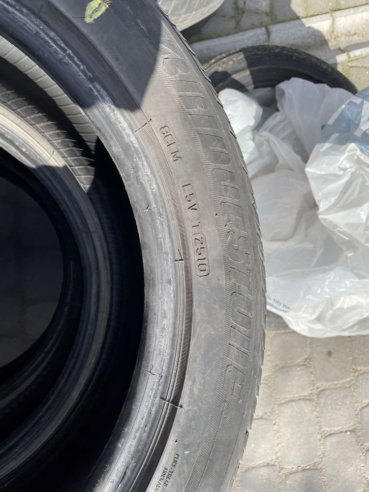 Резина летняя 215/55/R17 Bridgestone Turanza лето Остаток 4,5-5,5 мм.