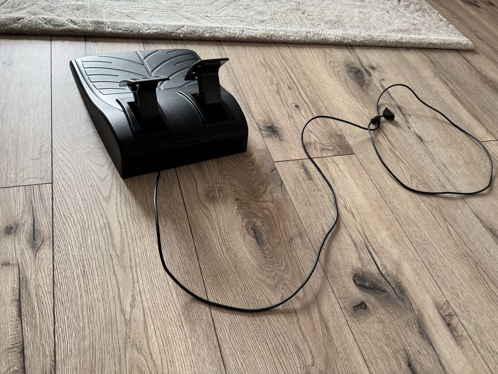 Kierownica Logitech Driving Force GT