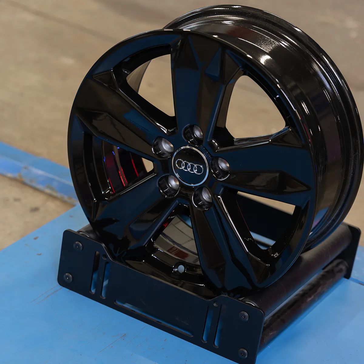 NOWE ORYGINALNE Felgi aluminiowe Audi 15" A1 A3 TT