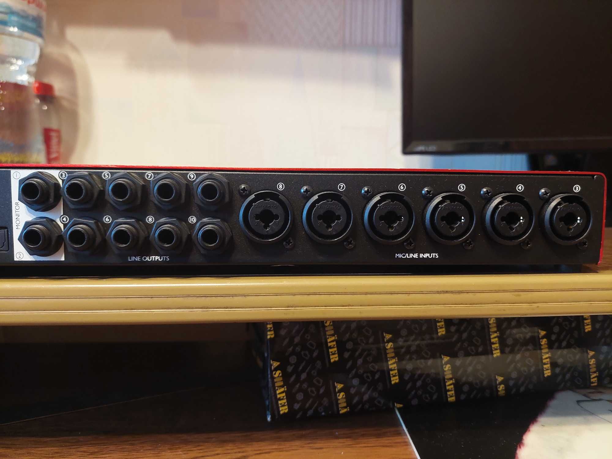 Звуковая карта Focusrite Scarlett 18i20 (24 бит/192 кГц)