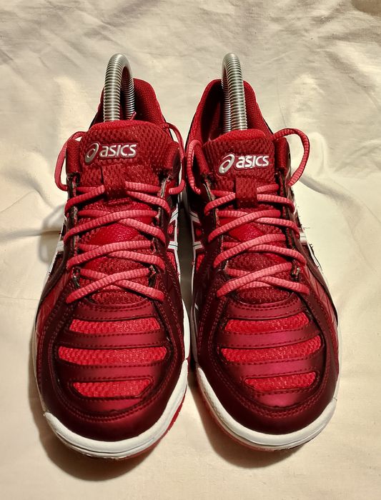 Кросівки Asics Gel-Thrust.