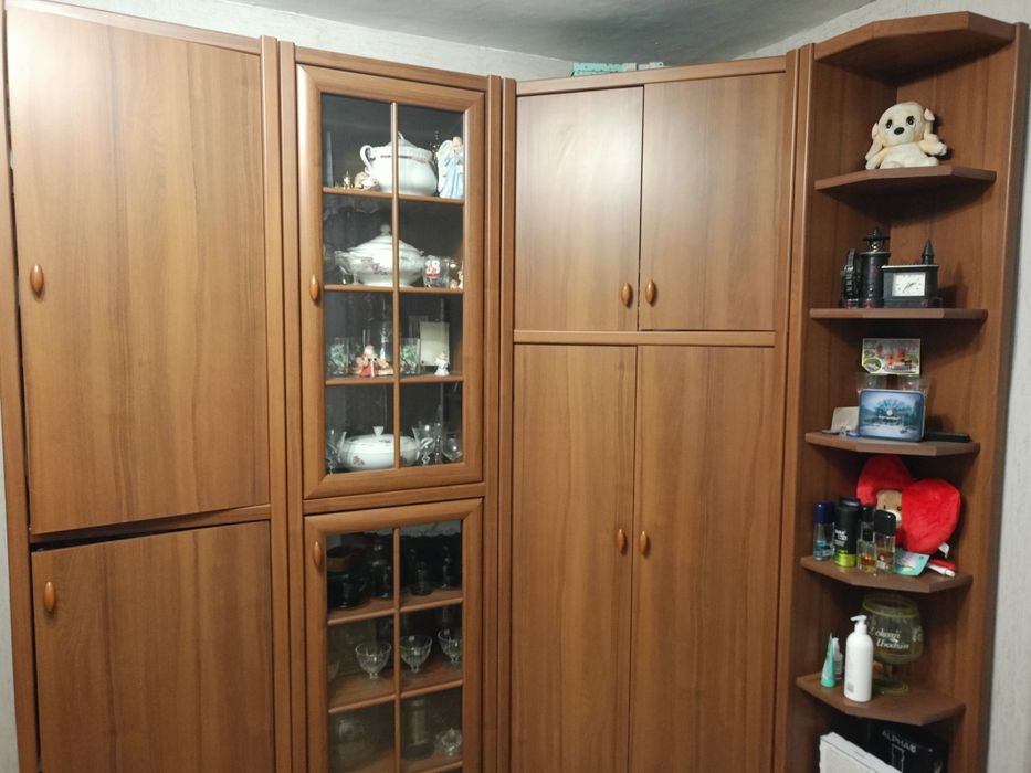 Sprzedam szafę  widoczna na zdjęciu