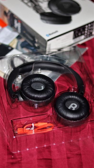 JBL Tune 500BT – бездротові навушники, як нові