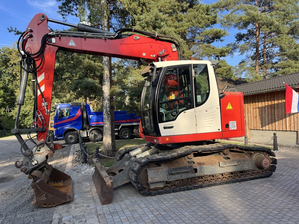 liebherr 914 compact koparka gąsienicowa z niemiec