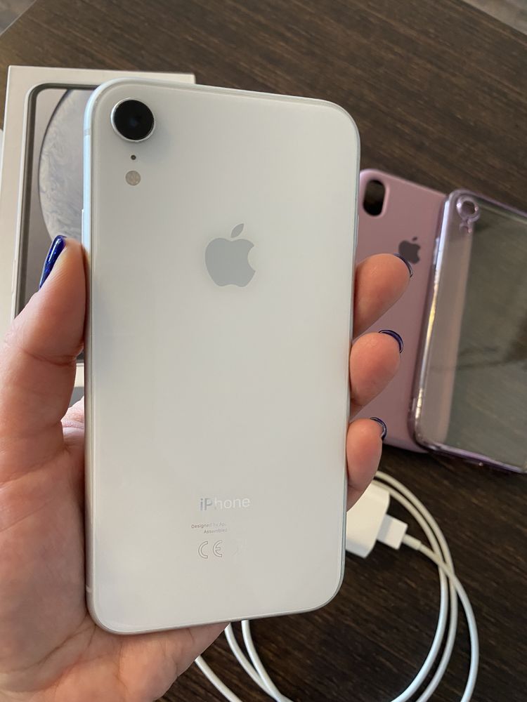 Продам телефон Apple iphone xr white 64 gb