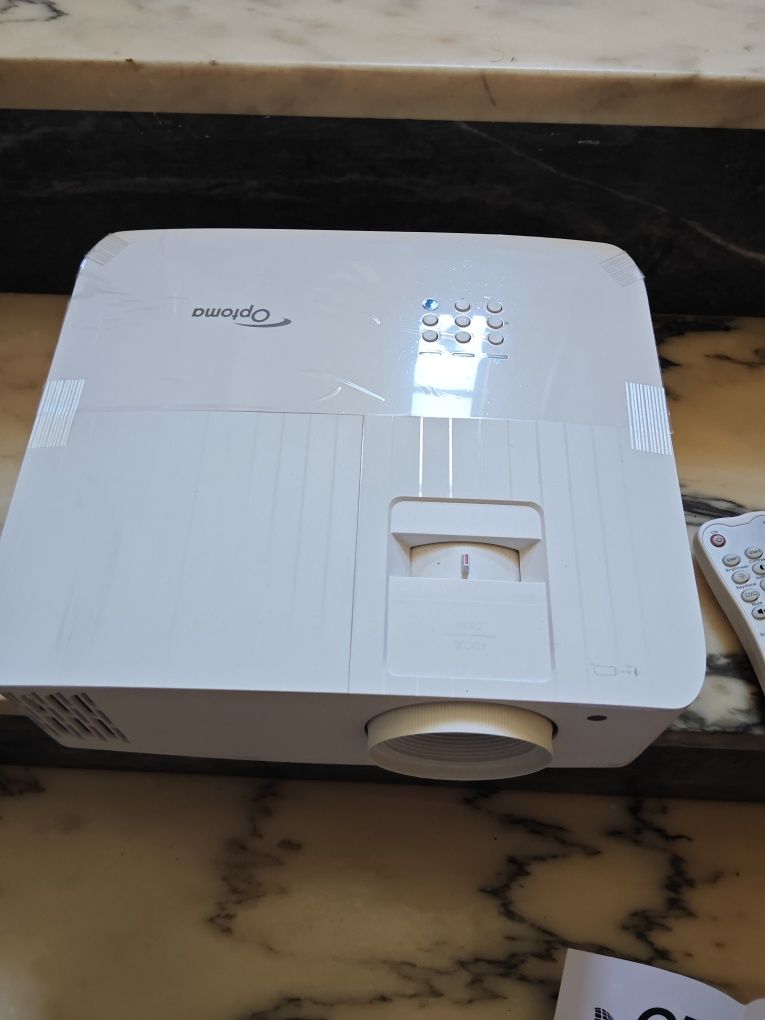 Projector optoma UHD 35 4k Ultra HD nativo, fatura e garantia