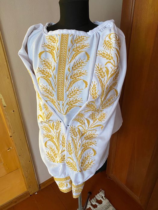 Розпродаж вишиванок від вишиванки