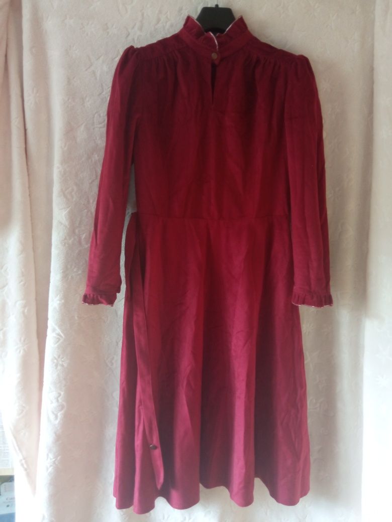 Велюрова сукня міді, бордо, S