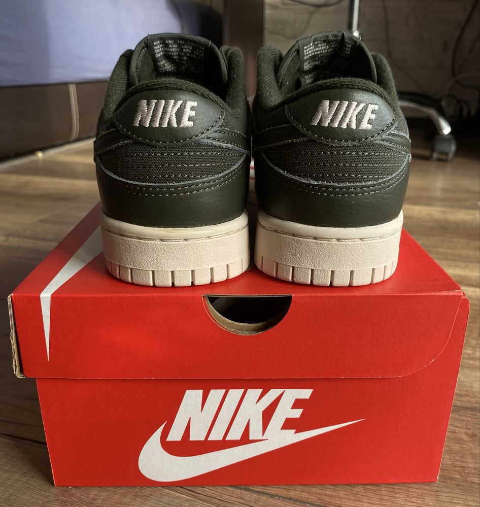 buty NIKE Dunk Low Retro PRM
