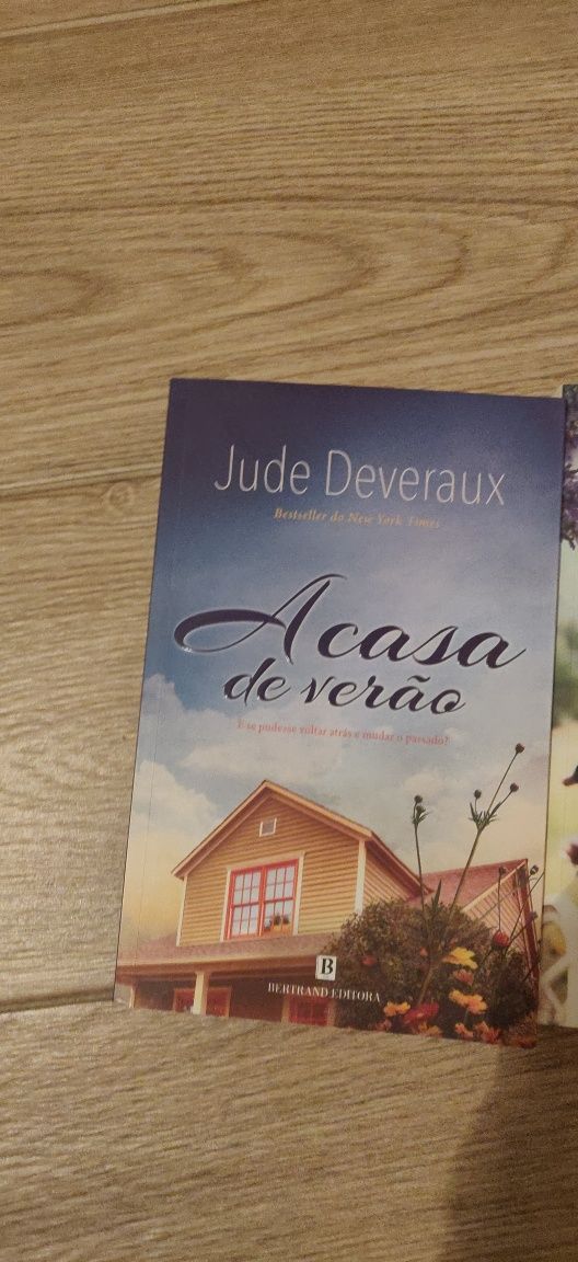 Vendo livros da Jude Deveraux