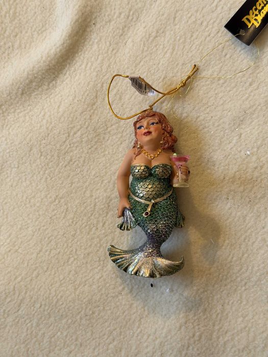 Enfeite sereio merman em porcelana com glitter – vários