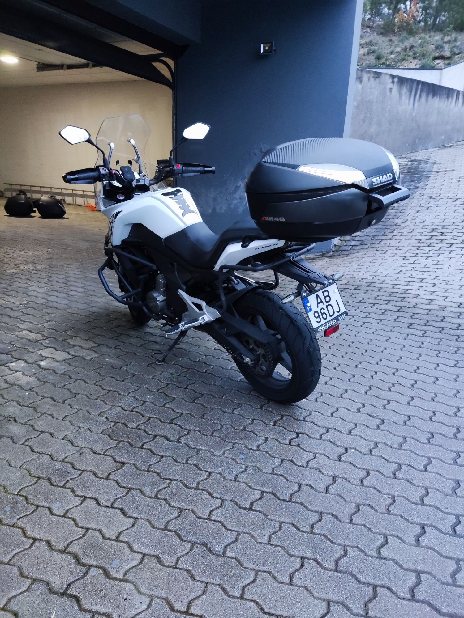 Cfmoto MT 650  (45kw)