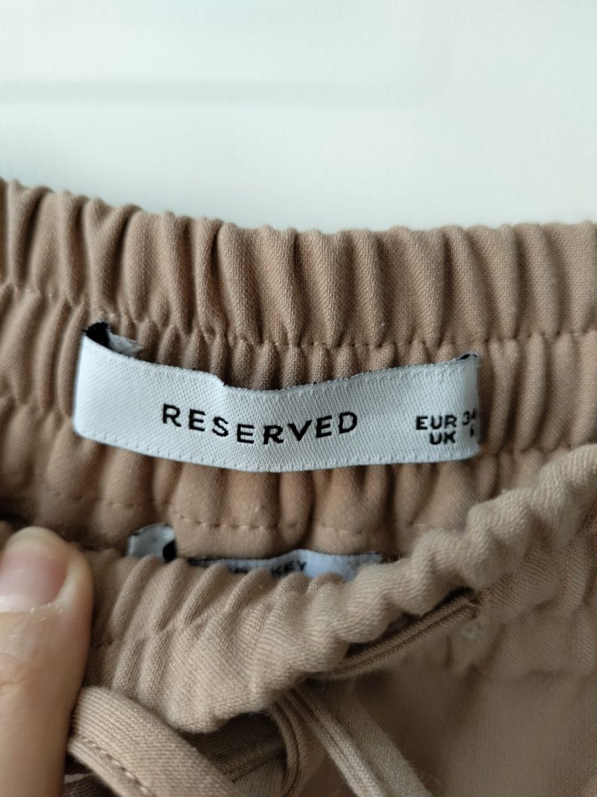 Spodnie materiałowe Reserved XS