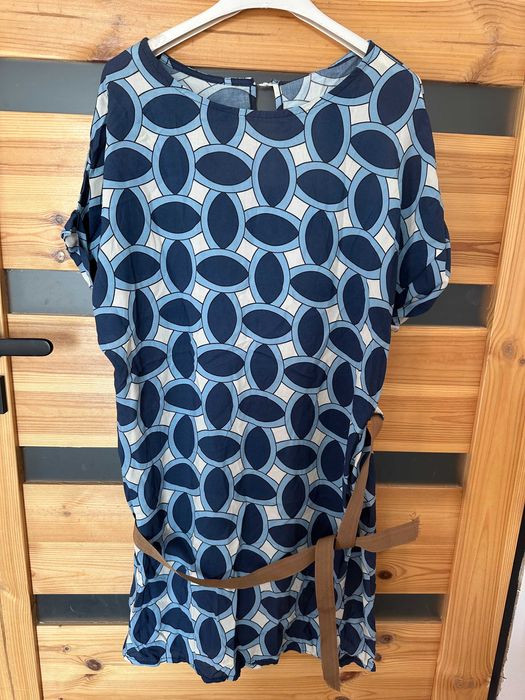 Krótka niebieska sukienka Angela Nowa z metką z krótkim rękawem Italy