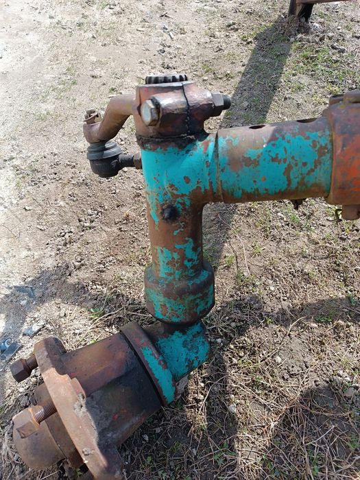 Продам передній брус цафи сошки ступиці коліна ЮМЗ в ідеальному стані