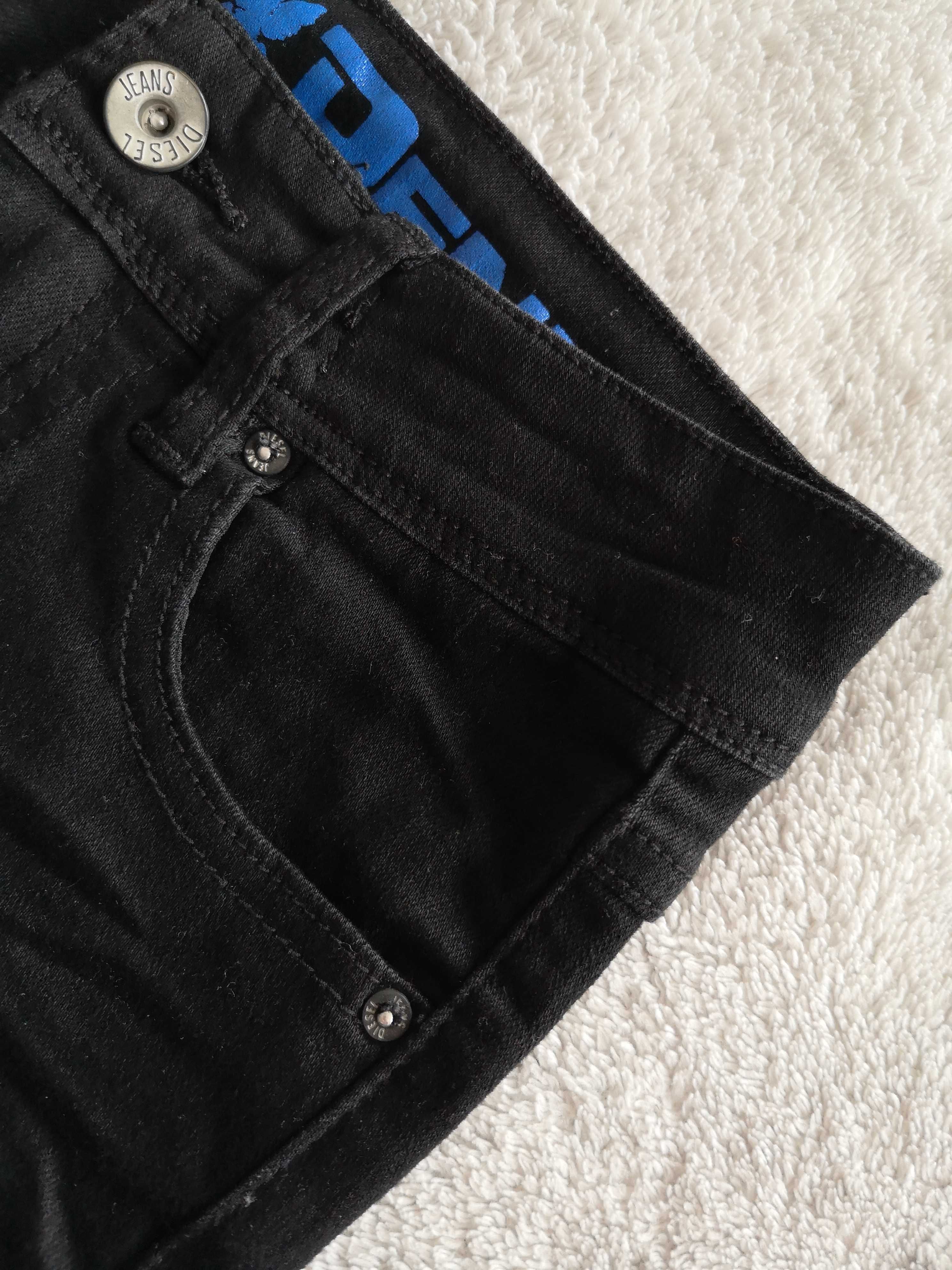 Czarne spodnie jeansowe jeansy Diesel 122 - 128 jak nowe