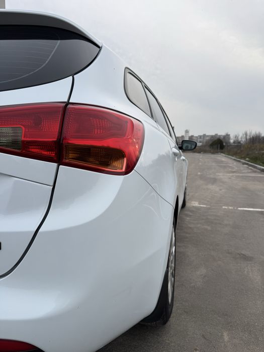 Kia Ceed JD SW 1.6 CRDi