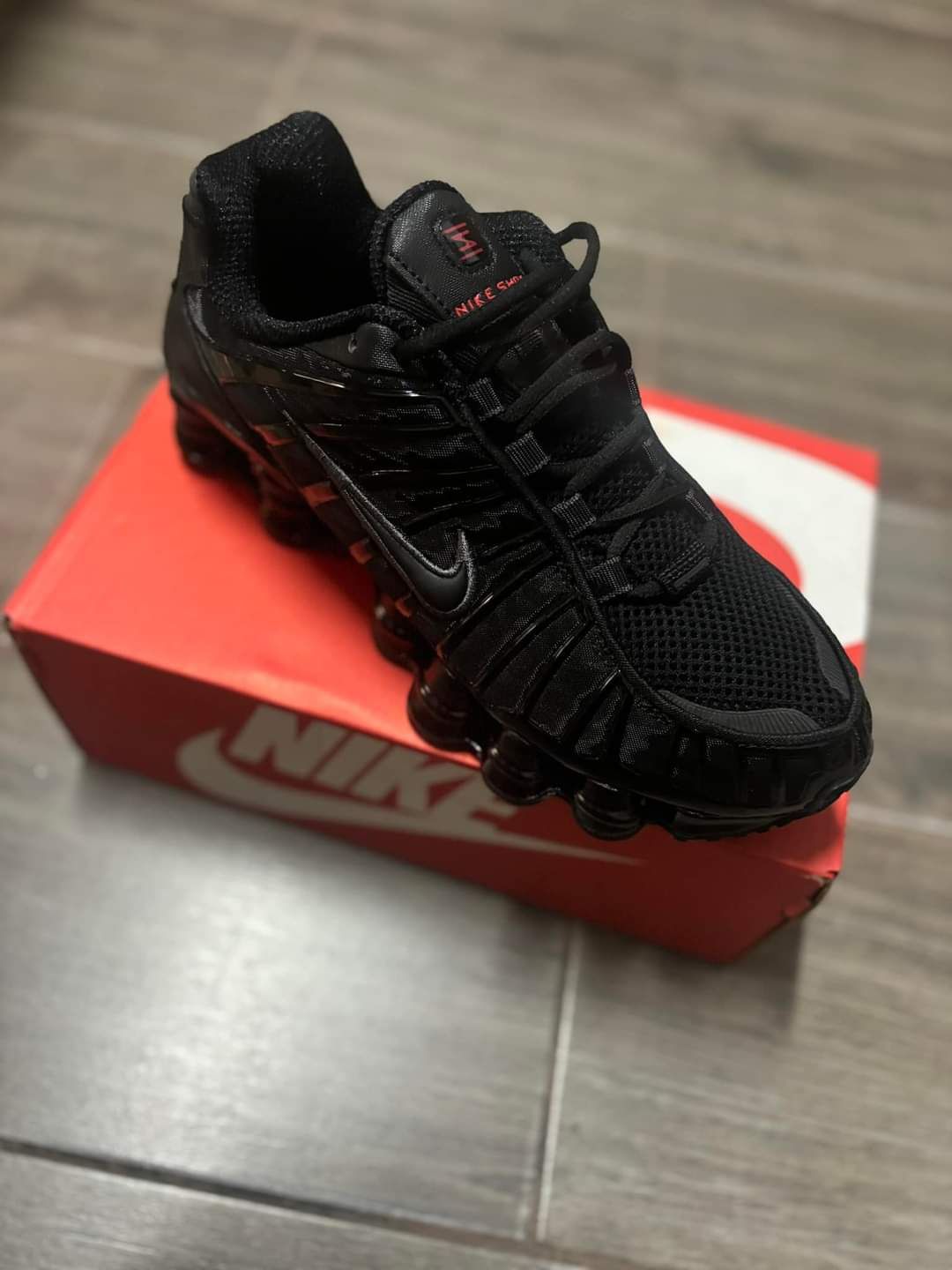 Nike shox novas em caixa