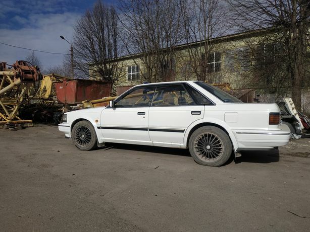 Продам nissan bluebird sss