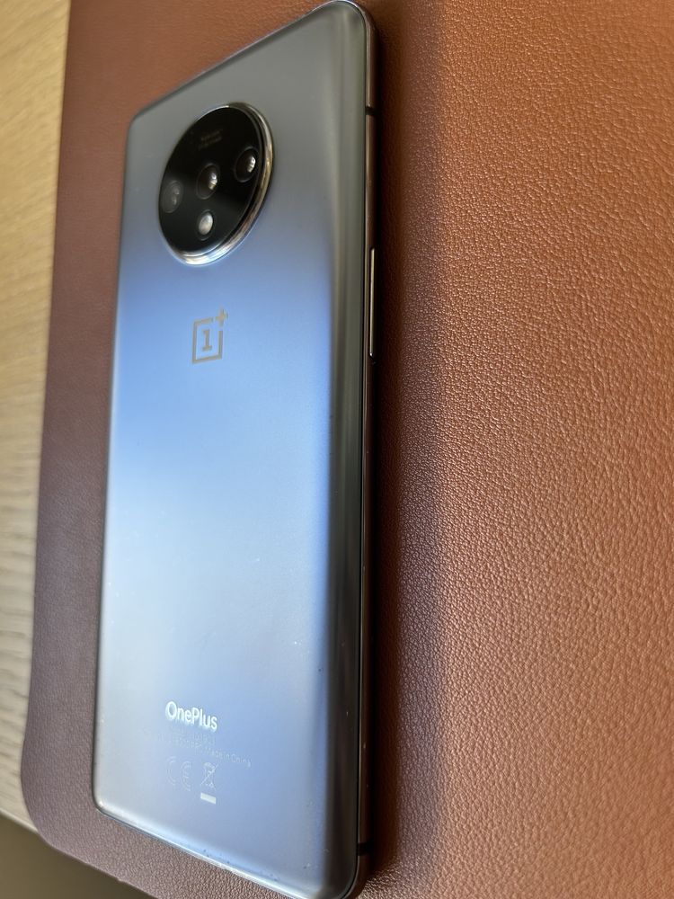 OnePlus 7T Como Novo