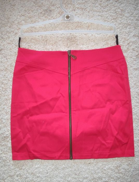 Nowa czerwona spódnica damska mini rozmiar 38