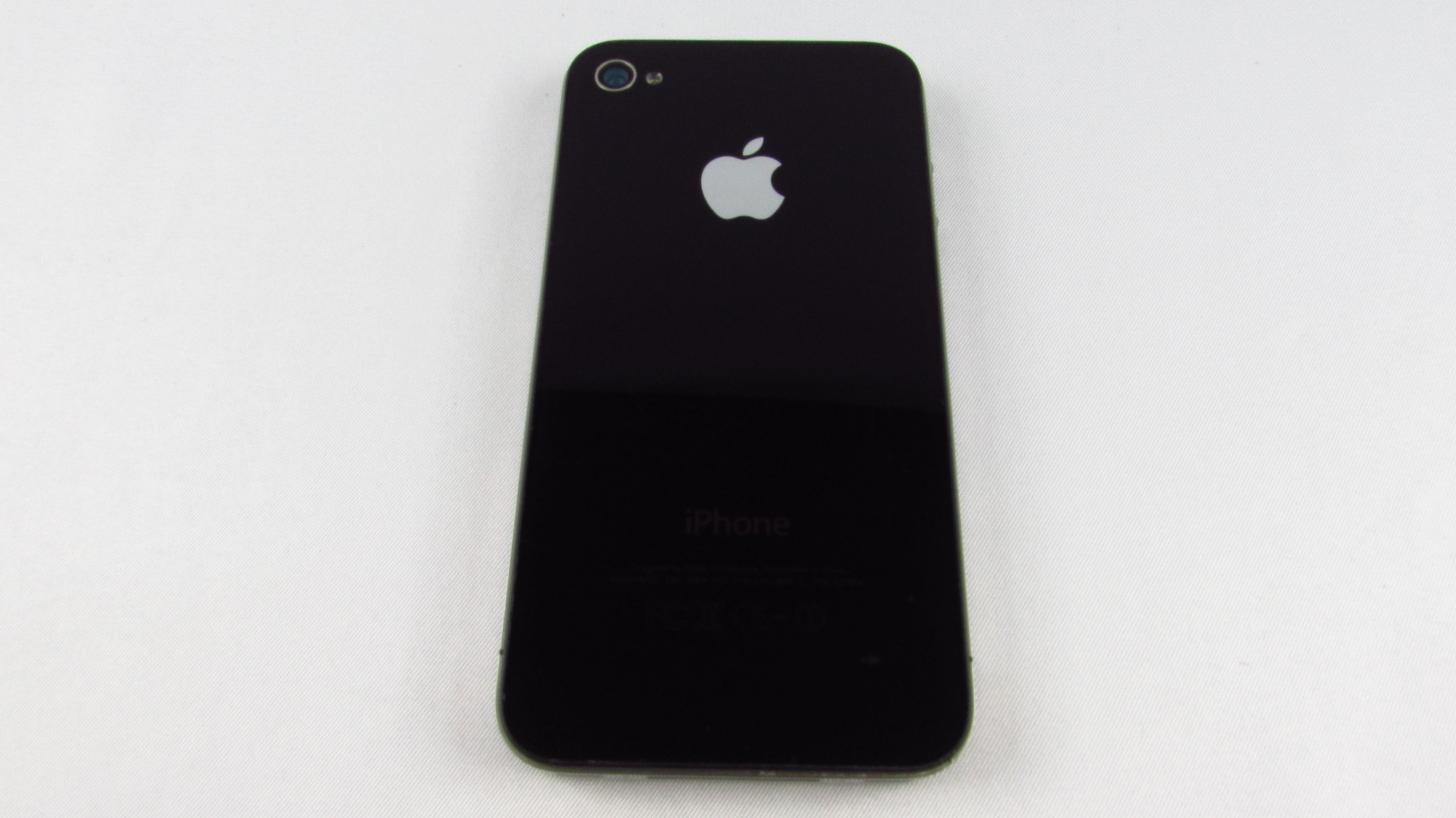 APPLE - iPhone 4 A1332 32GB Telefon komórkowy  Bez Blokady