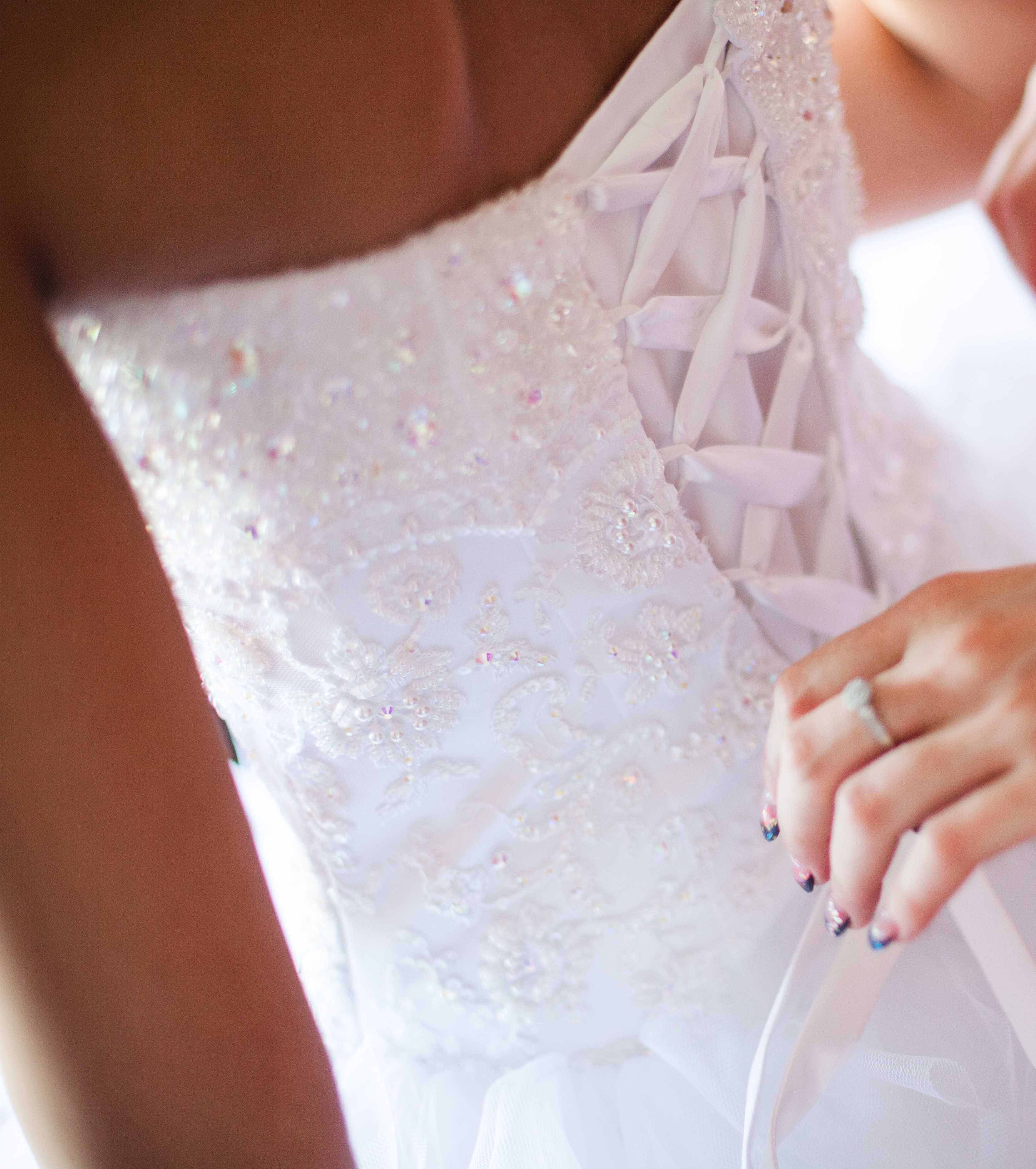 Suknia ślubna  kryształki svarowskiego