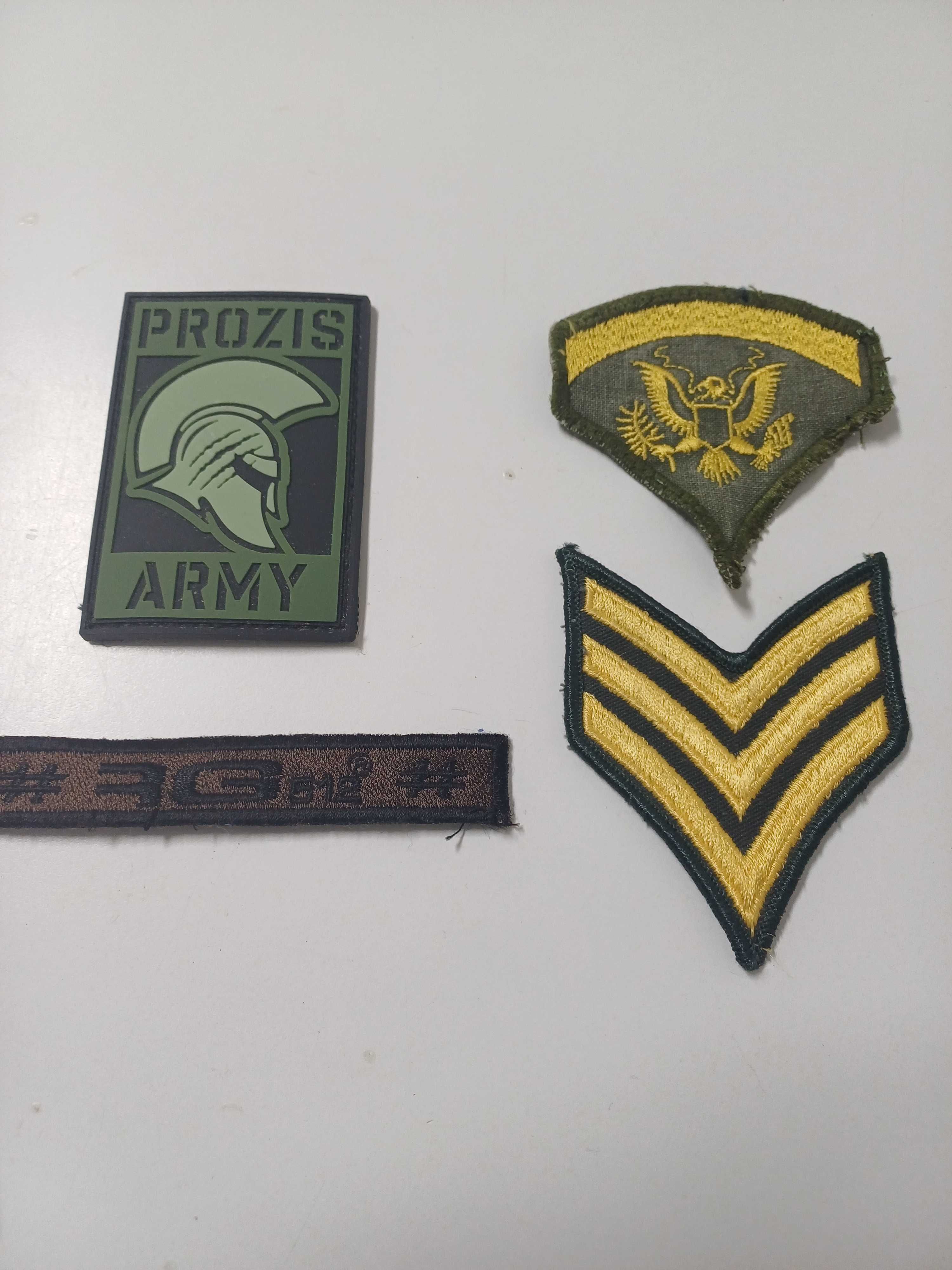 Emblemas em tecido e bordados 7 unidades