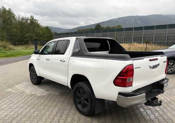 Разборка Toyota Hilux бампер двері фари крила скло капот  Шрот