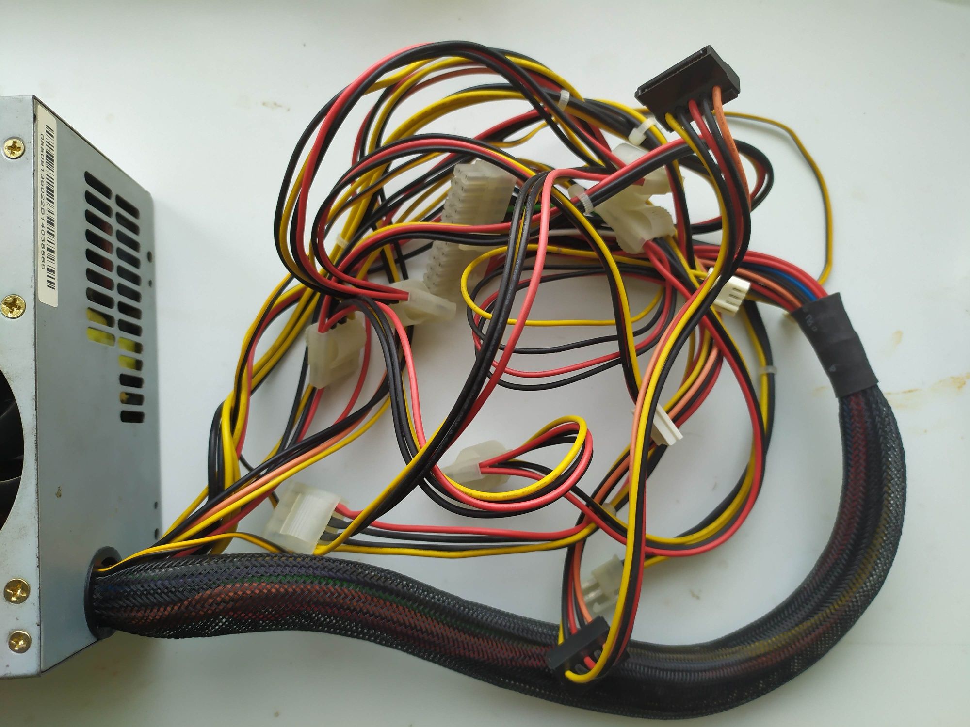 Блок живлення Chieftec HPC-360-202DF 360Вт