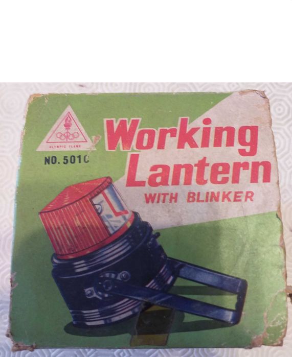 Working Latern vintage + 3 Máquinas de barbear antigas