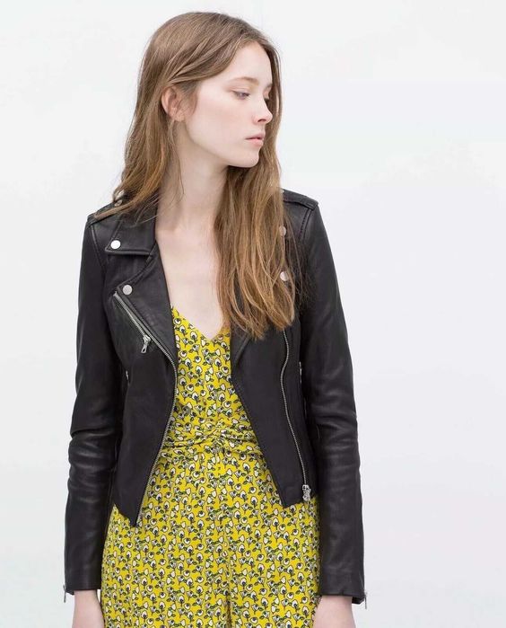 Чудова шкіряна чорна байкерська мотокуртка косуха Trafaluc від Zara XS