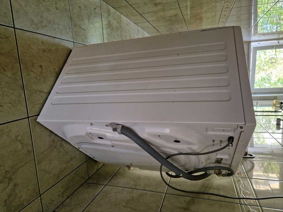 Sprzedam używaną Pralkę Whirpool