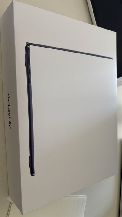 Macbook Air M4 13” 2025 NOVO