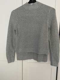 Sweter szary półgolf ze stójką szafa kapsułowa
